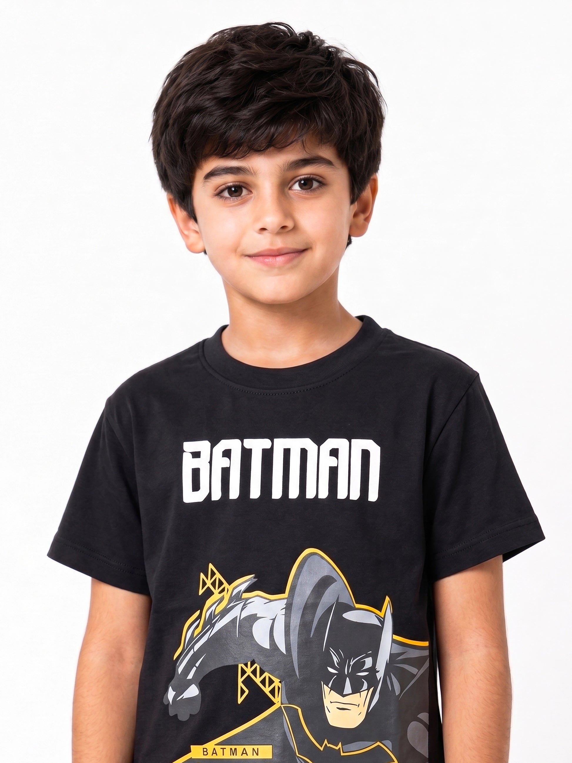 Boys Batman graphic tee by Juniors.pk