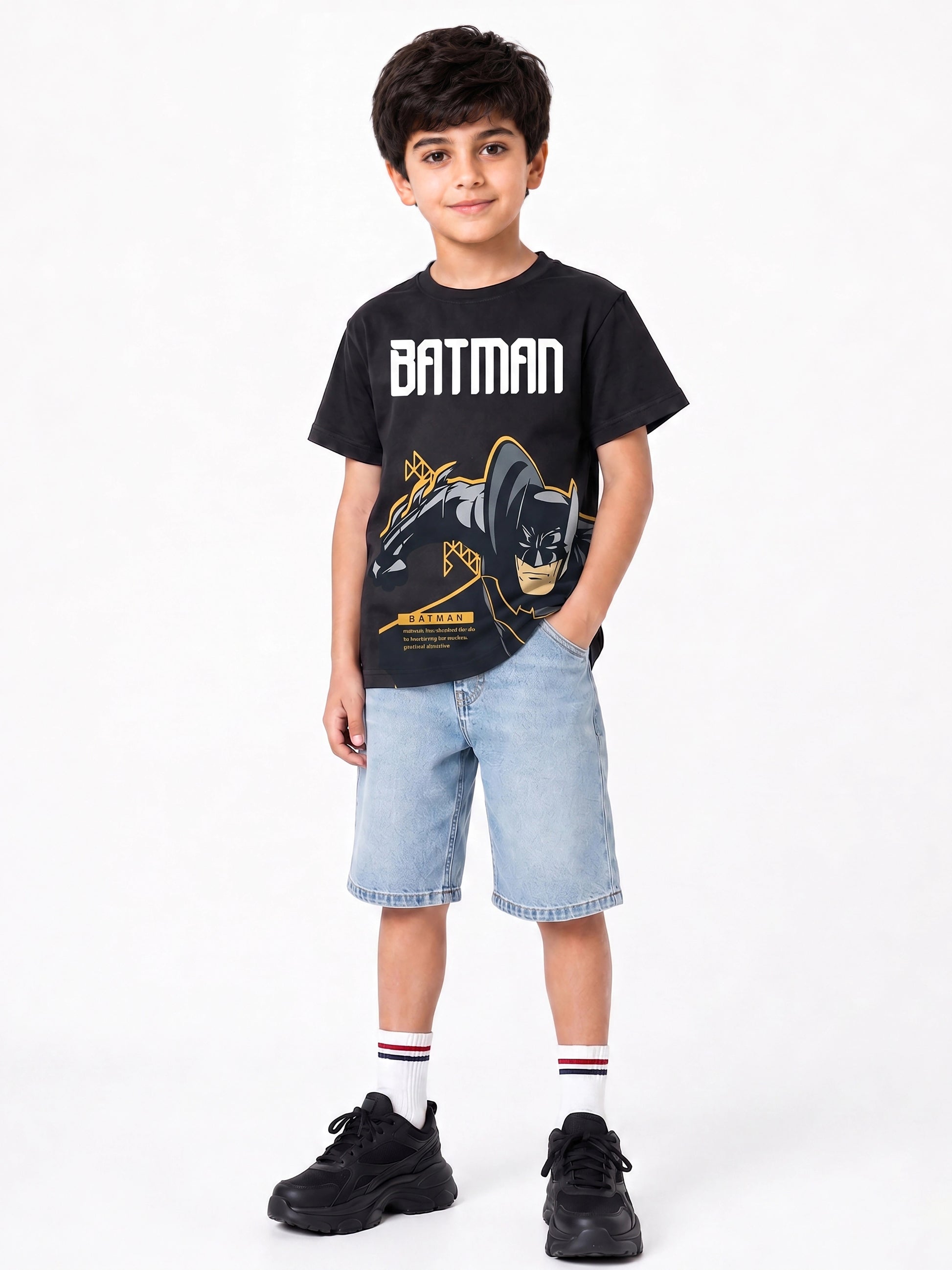 Boys Batman graphic tee by Juniors.pk