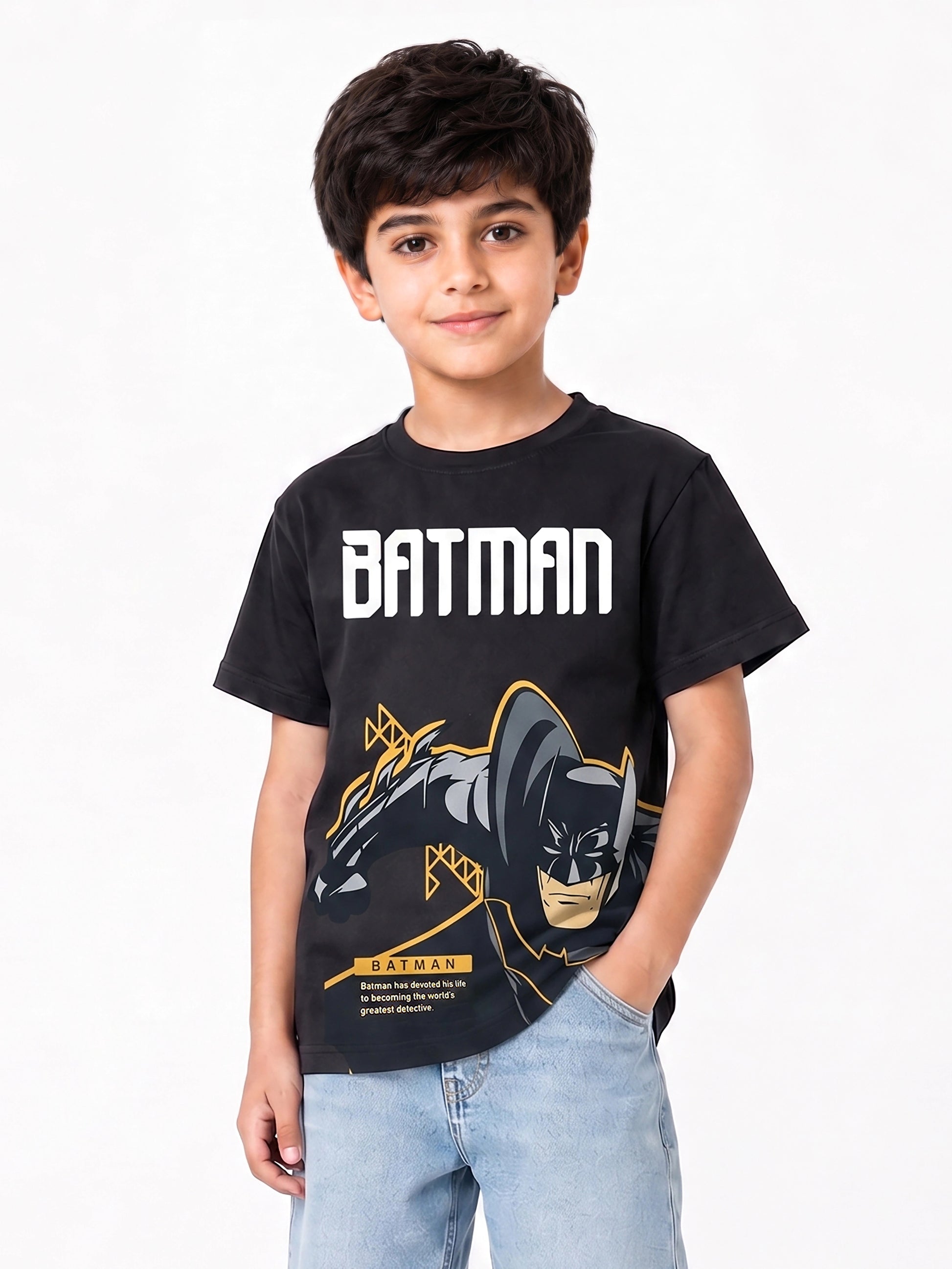 Boys Batman graphic tee by Juniors.pk