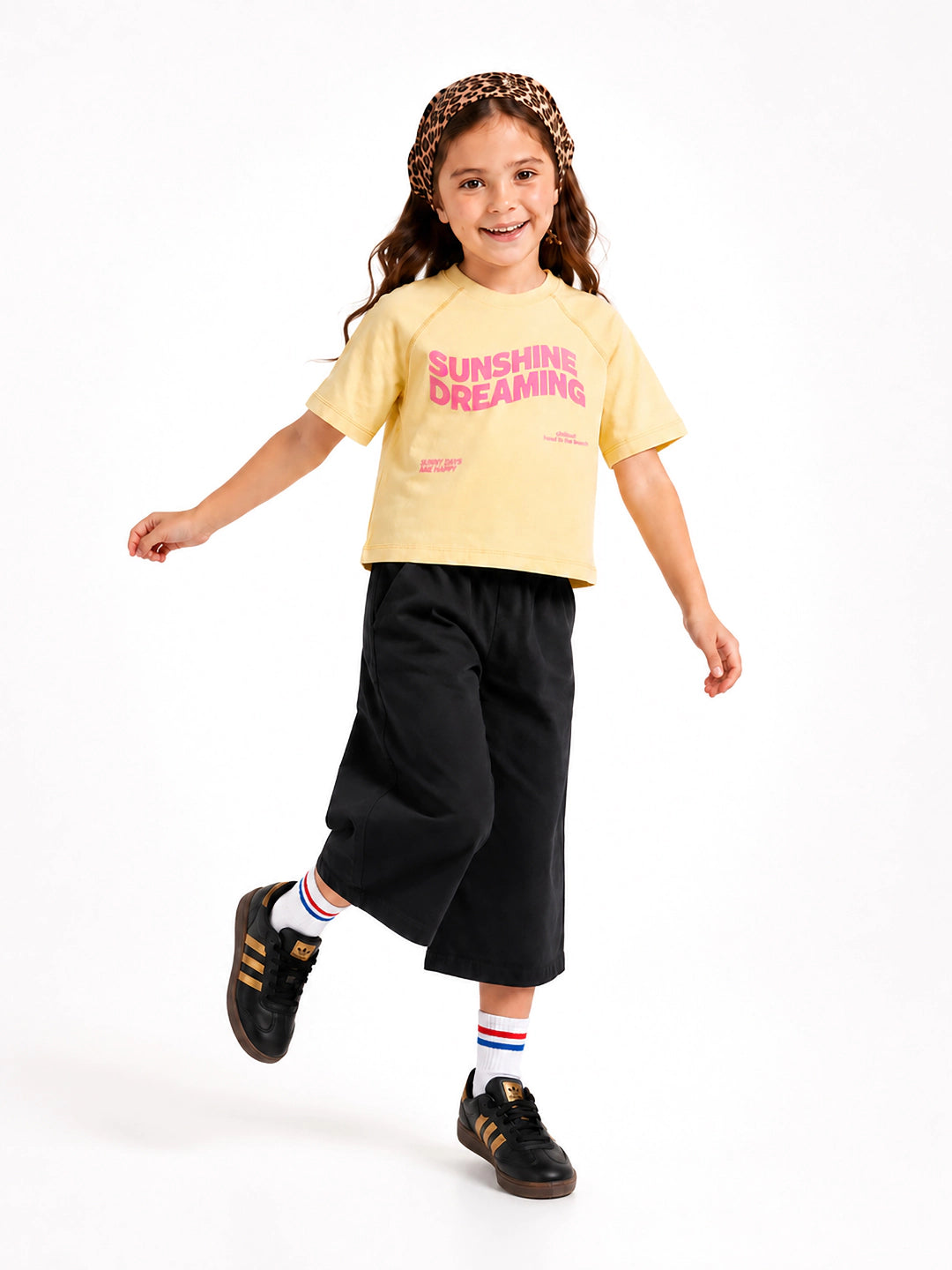 Girls boxy fit raglan puff tee by Juniors.pk