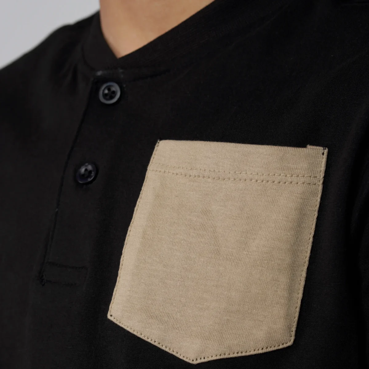 Black Paradise Henley Juniors.pk